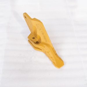 DINTE LATERAL STANGA CUPA BULDOEXCAVATOR HIDROMEK 810/10640